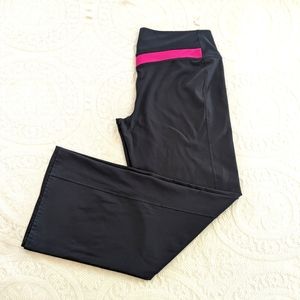 Nike DRI-FIT black/pink straight leg yoga pant